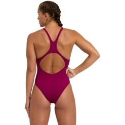 Maillot De Bain Arena Femme Team Dos Swimtech Uni Rouge Fandango Et Blanc -Funky Trunks Soldes arena performance womens solid team swim pro swimsuit red fandango white 6 1364957