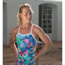 Maillot De Bain De Natation Femme Mako Nereid Pixel -Funky Trunks Soldes nereid pixel4
